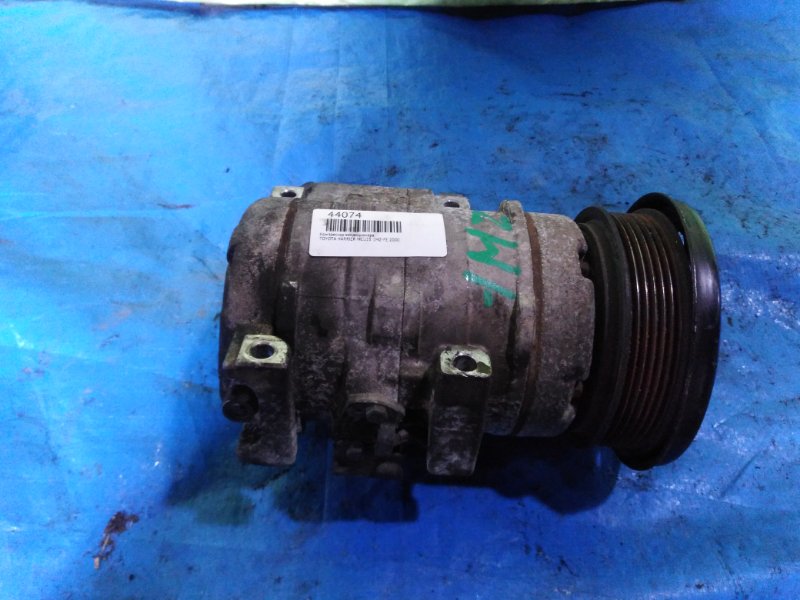 Компрессор кондиционера Toyota Harrier MCU15 1MZ-FE 2000