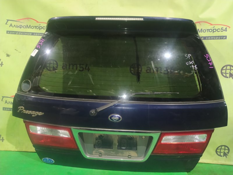 Дверь 5-я Nissan Presage U30 QR25DE 1998 задняя