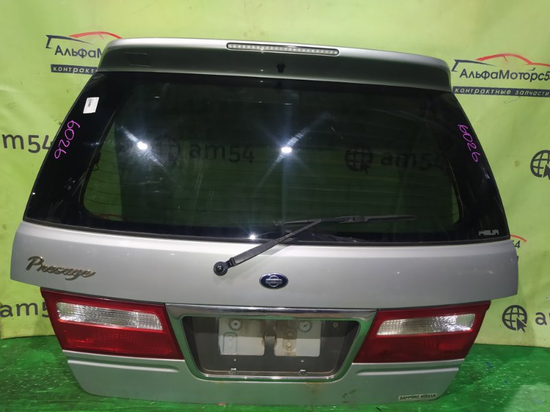Дверь 5-я Nissan Presage U30 KA24DE 2001 задняя
