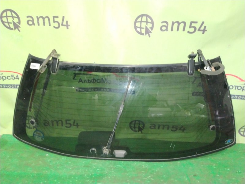 Стекло двери 5-й Nissan Avenir W11 QG18DE 2000 заднее