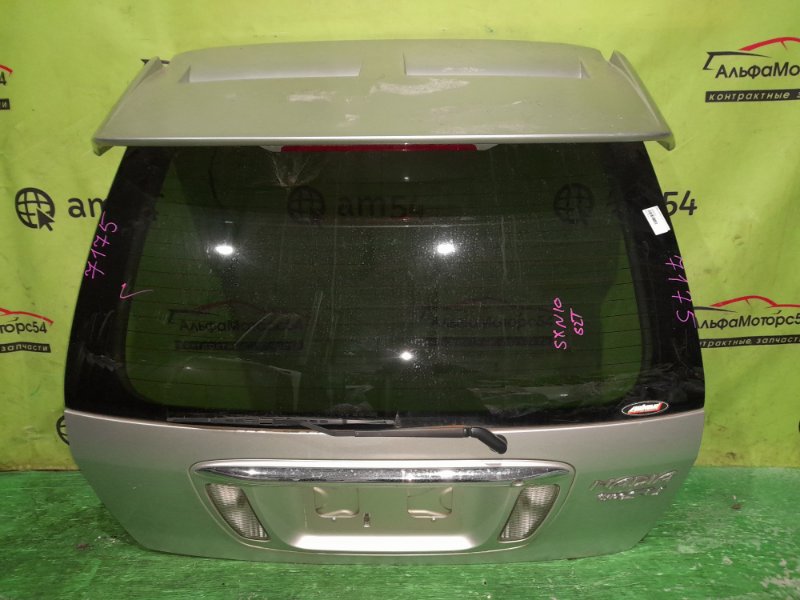 Дверь 5-я Toyota Nadia SXN10 задняя
