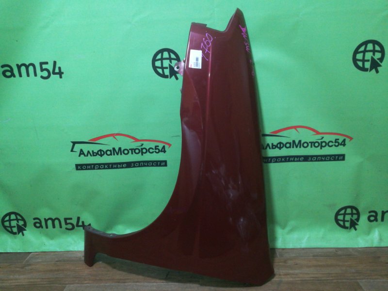 Крыло Mazda Demio DW3W переднее левое