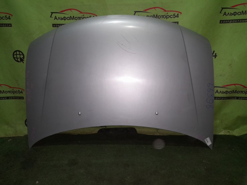 Капот Nissan Bassara U30 передний