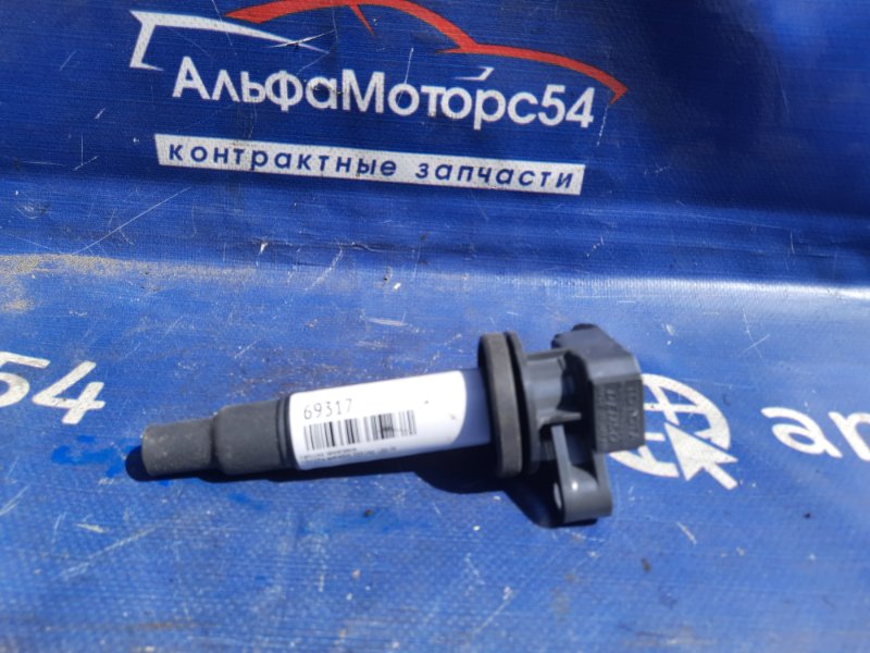 Катушка зажигания Toyota Avensis ZZT250 1ZZ-FE