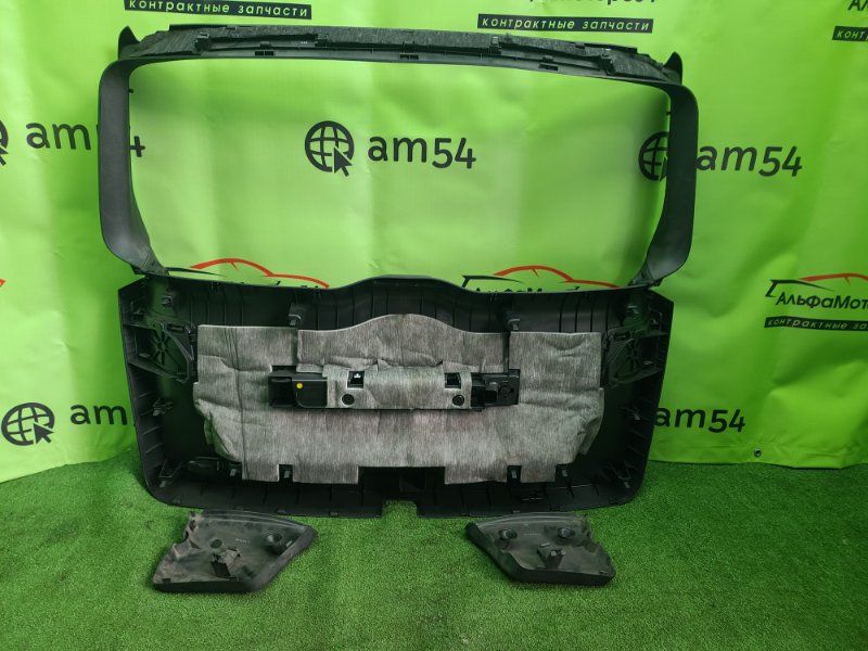 Обшивка двери багажника задняя Q5 8RB