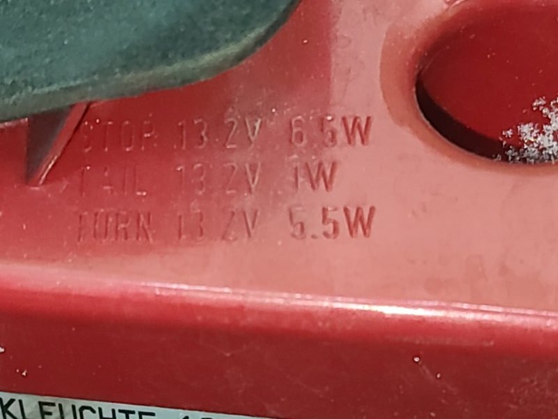 Стоп-сигнал задний левый Q5 8RB