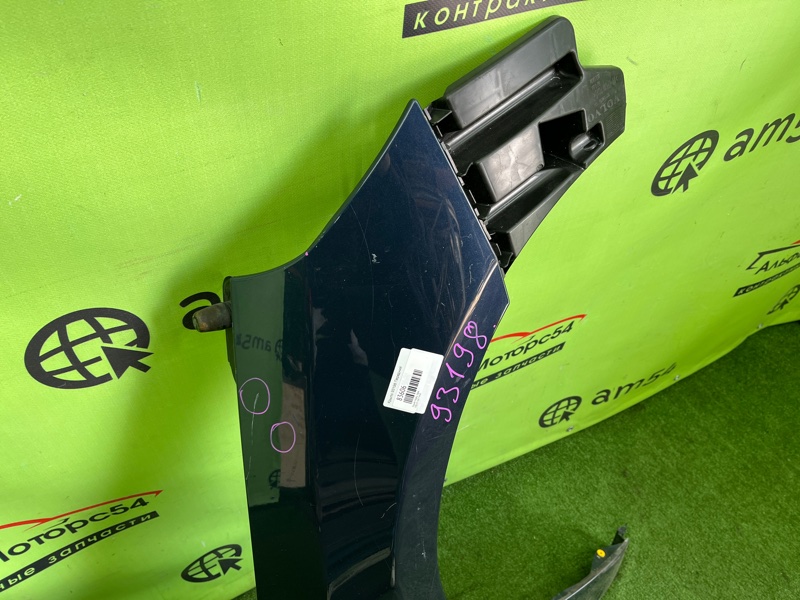 Крыло переднее правое V60 FW48