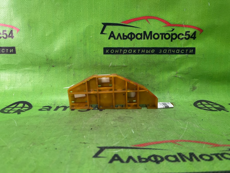 Кронштейн крепления бампера передний правый HONDA ODYSSEY RA6 71193-S3N-003 контрактная