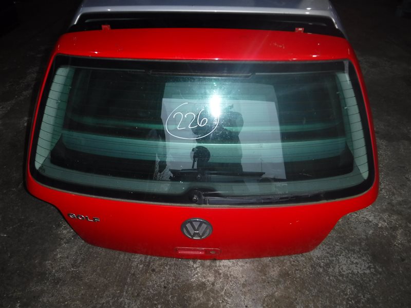 Дверь багажника Volkswagen Golf 4 AKQ 1998 задняя
