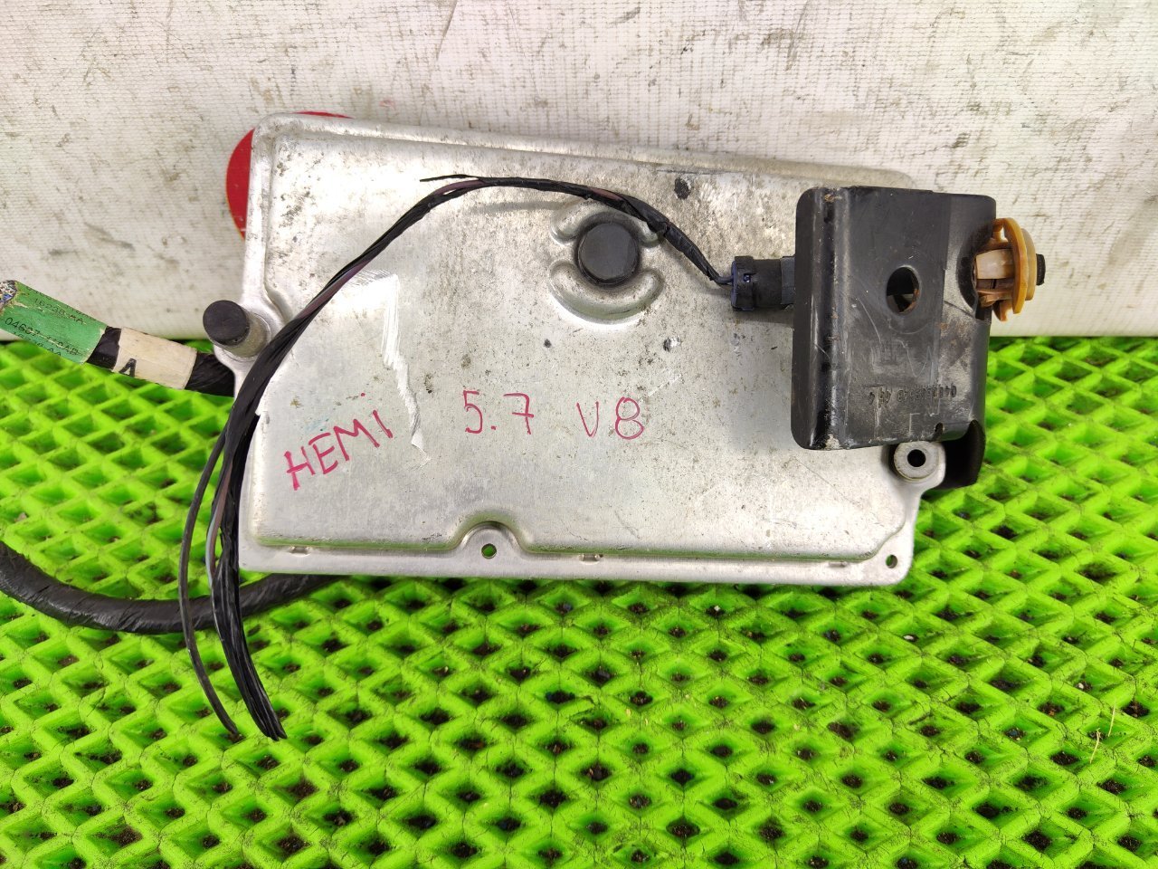 Блок управления двигателем 300C LX EZB Блок управления двигателем 300C LX EZB