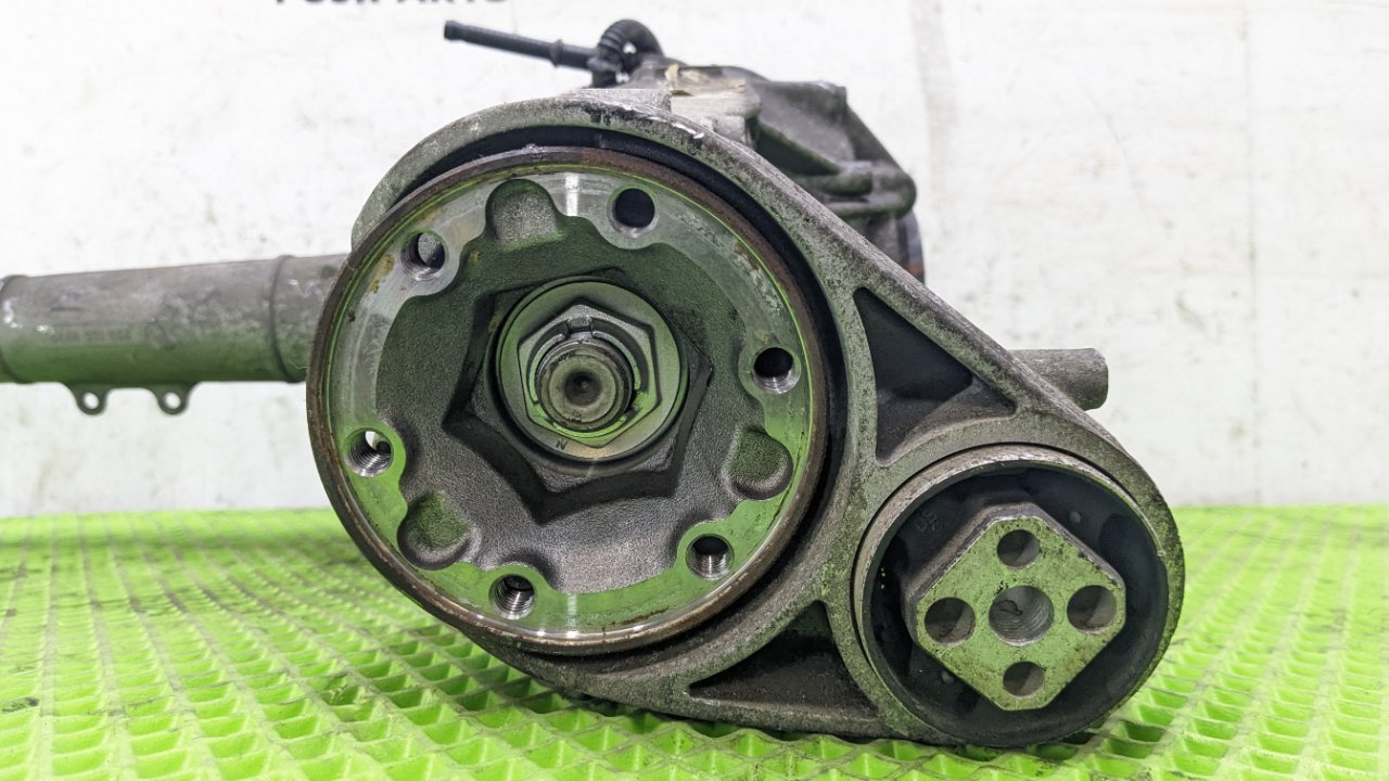 Редуктор передний Touareg 2009 7LZ9D BHK Редуктор передний Touareg 2009 7LZ9D BHK