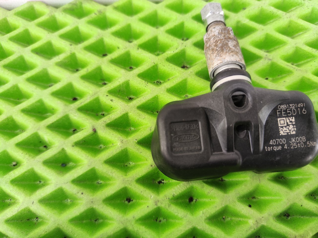 Датчик давления в шинах Infiniti FX35 S50 VQ35DE Датчик давления в шинах Infiniti FX35 S50 VQ35DE