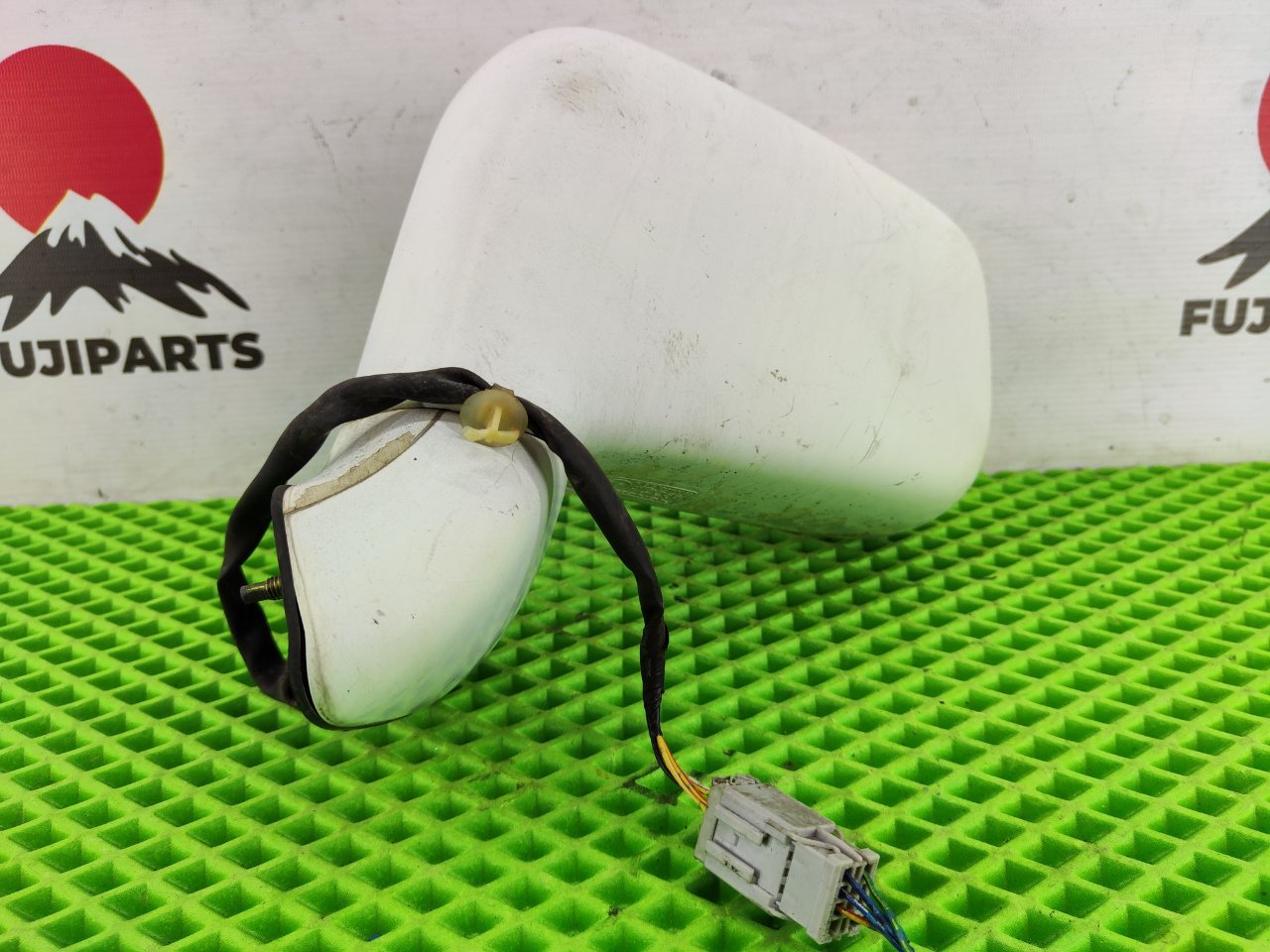 Зеркало переднее левое Honda Capa 1998 GA4 D15B 76250S2GJ01 контрактная