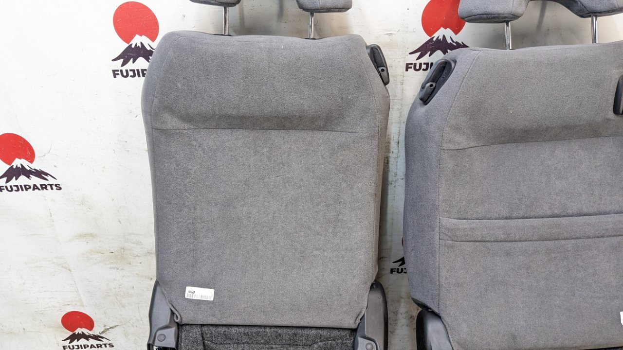 Сиденье переднее Fit 2002 GD1 L13A