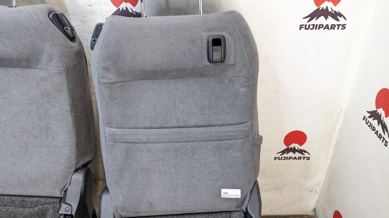Сиденье переднее Fit 2002 GD1 L13A