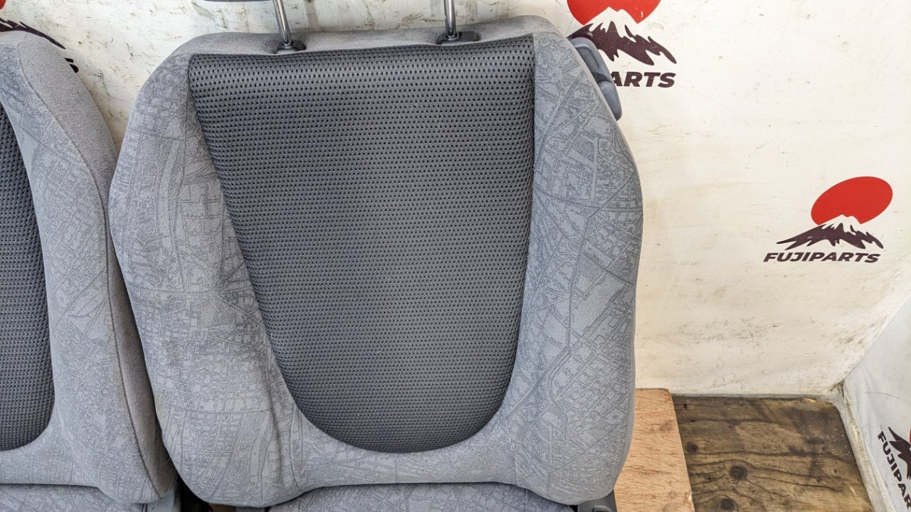 Сиденье переднее Fit 2002 GD1 L13A