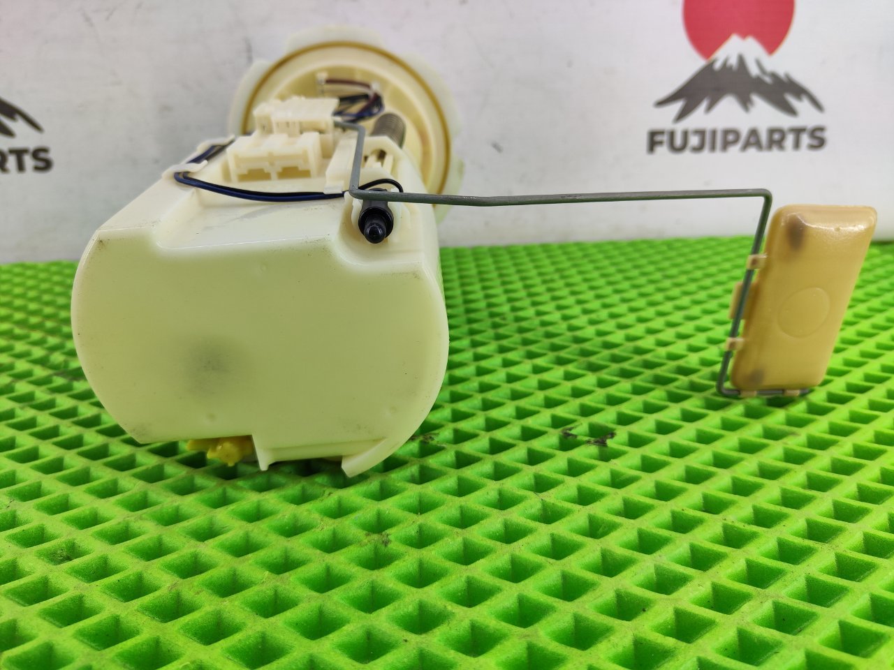 Топливный насос Infiniti FX35 S50 VQ35DE