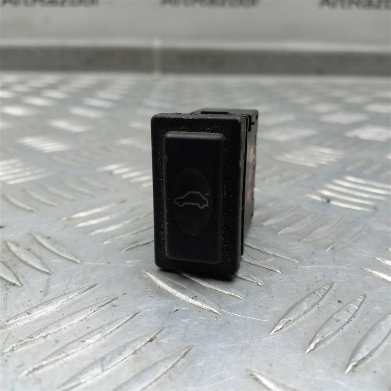 Кнопка открывания багажника Lifan X60 2013 1.8 LFB479Q 128 л.с. S3787820 Б/У