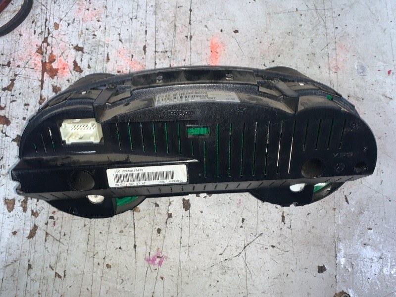 Панель приборов R W251