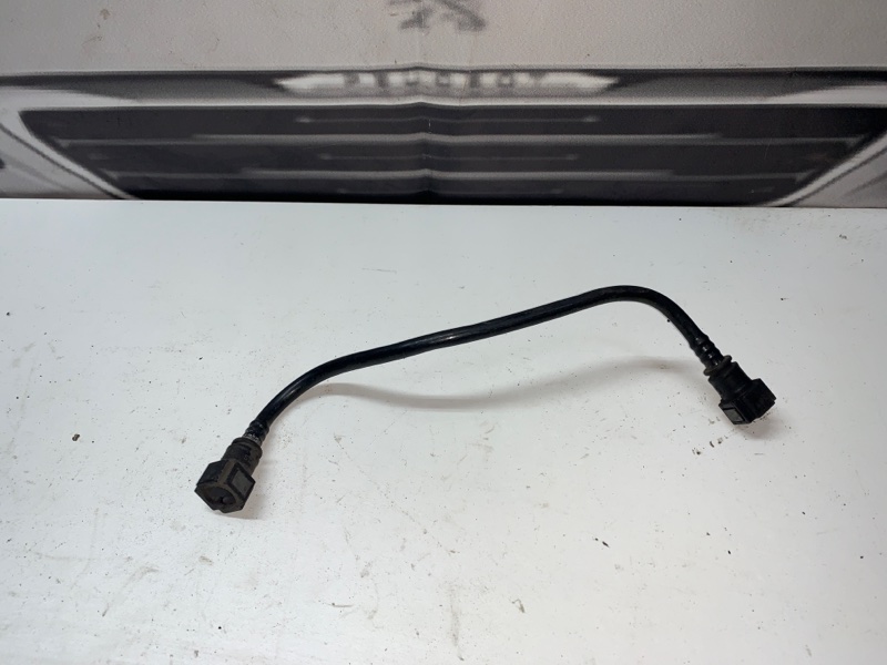 Трубка вакуумного усилителя тормозов Peugeot 321 Б/У