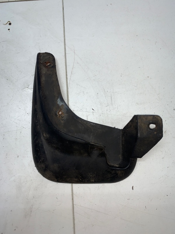 Брызговик передний левый Hyundai Getz 86831-1C000 Б/У
