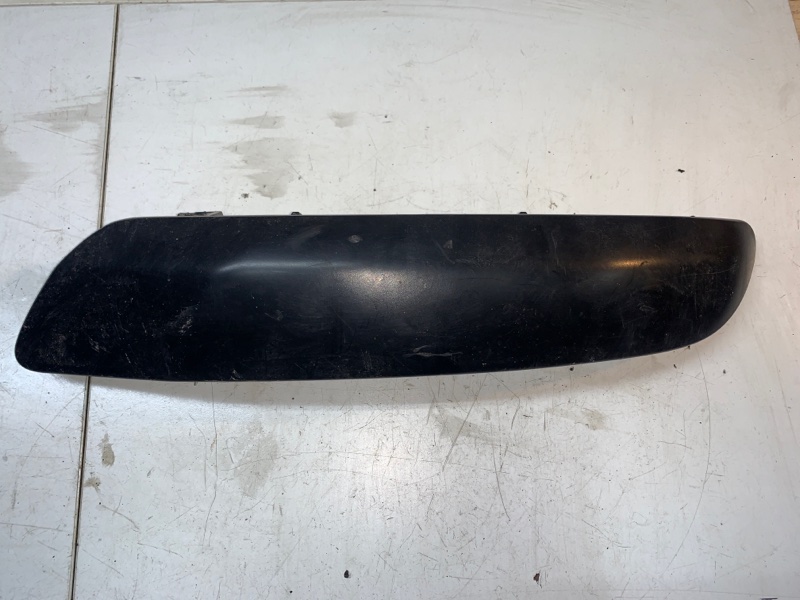 Запчасть молдинг бампера задний правый Peugeot 308 2010 1 9680442777 Б/У Молдинг бампера задний правый Peugeot 308 2010 1 9680442777 Б/У