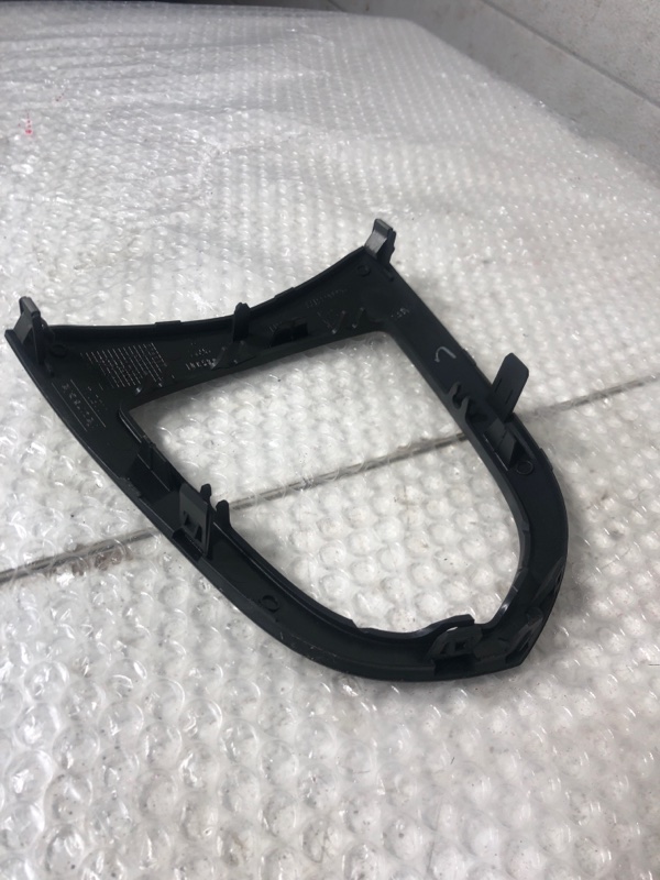 Накладка селектора КПП 308 2012 1