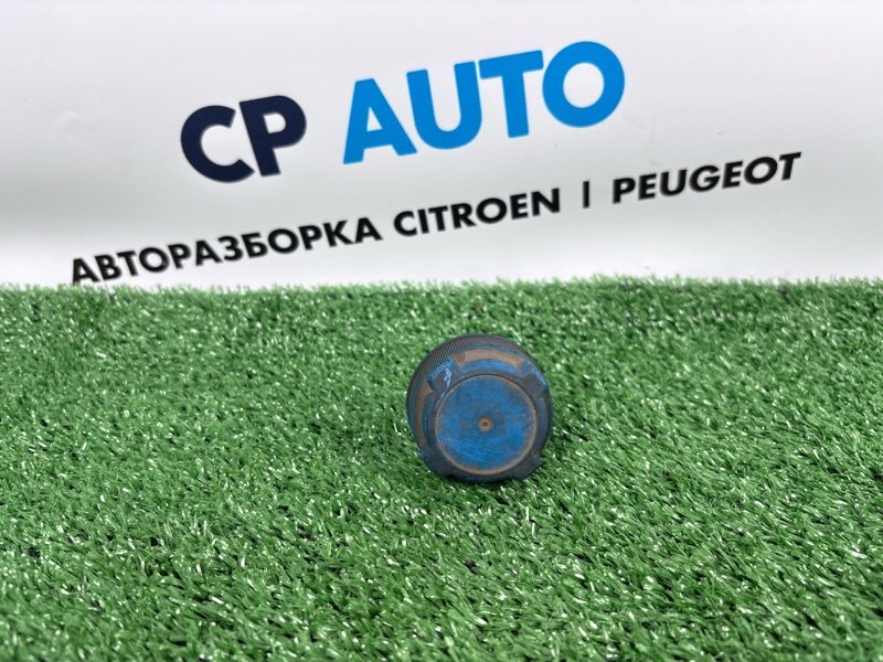 Крышка расширительного бачка Peugeot Boxer 250 2.2 46742378 Б/У