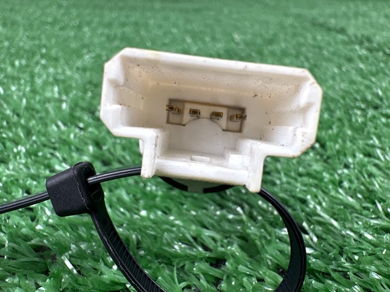 Датчик включения стопсигнала 206 2006 3D Хетчбек 1