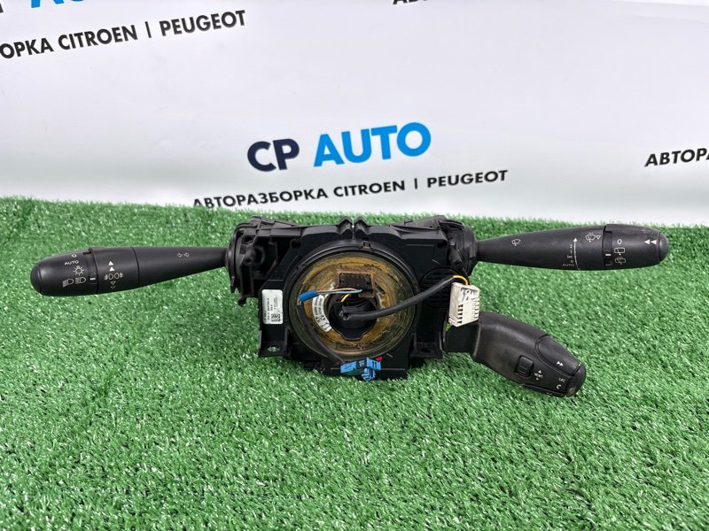 Блок подрулевых переключателей (стрекоза) Peugeot 3008 2013 1.6 EP6DT 96667320XT Б/У