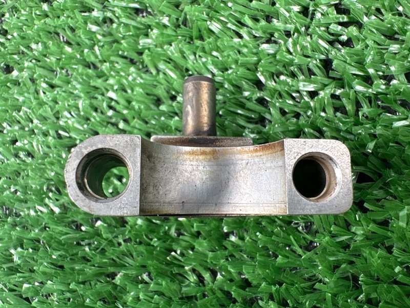 Бугель (шейка) вала подъема клапанов 408 2013 1.6 EP6