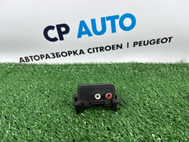 Разъем AUX Peugeot 308 2010 T7 1.6 EP6 9659681480 Б/У