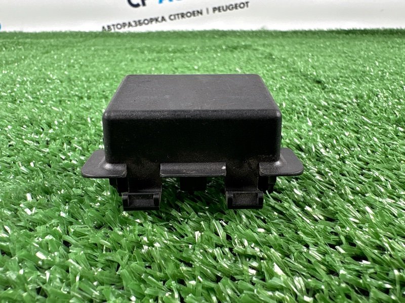 Разъем AUX 308 2010 T7 1.6 EP6