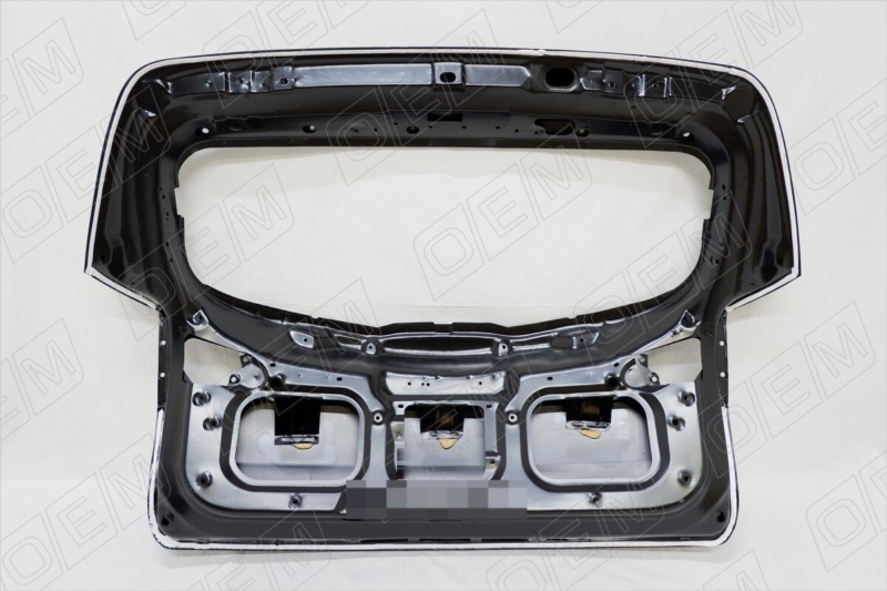 Дверь багажника задняя Sportage 2010-2016 Дверь багажника задняя Sportage 2010-2016