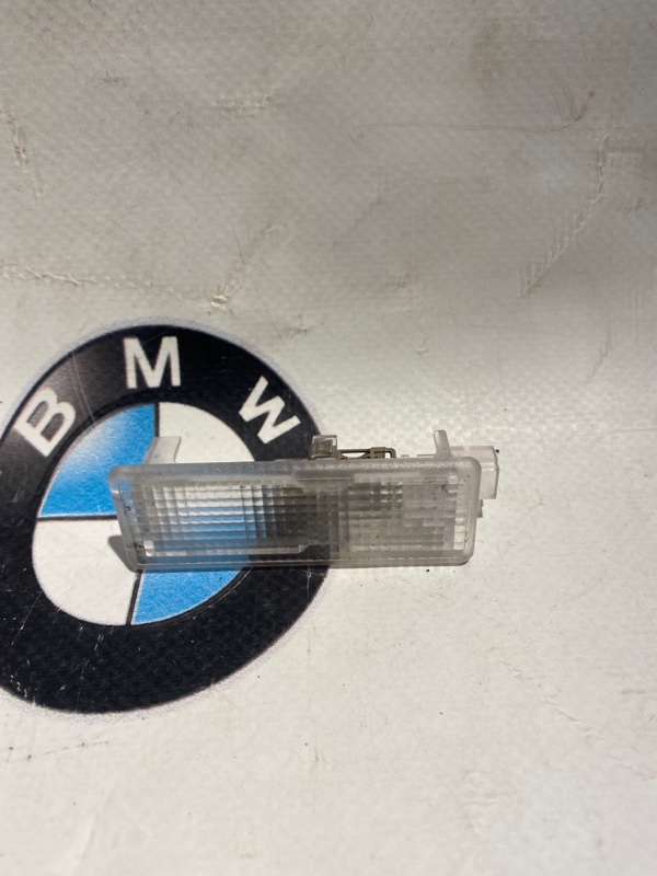 Плафон подсветки салона BMW 750i 2008 E65 N62B48 63316902911 контрактная