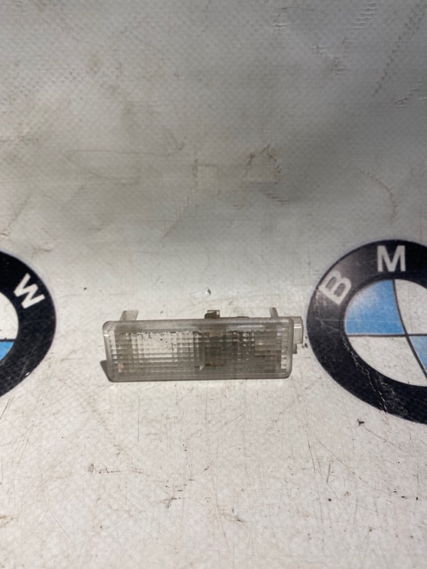 Плафон подсветки салона BMW 750Li 2008 E66 N62B48 63316902911 контрактная