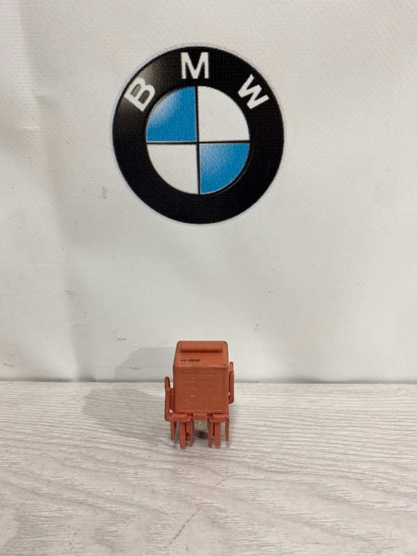Реле BMW 745Li 2003 E66 N62b44 12631742690 контрактная