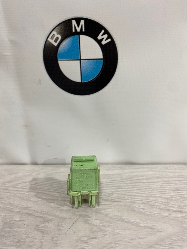 Реле BMW 745Li 2003 E66 N62b44 61368373700 контрактная