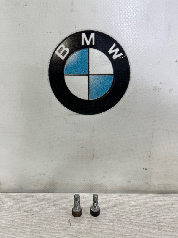 Комплект крепежа датчиков ABS задний BMW X1 25ix 2011 E84 N52B30A 07129904588 контрактная