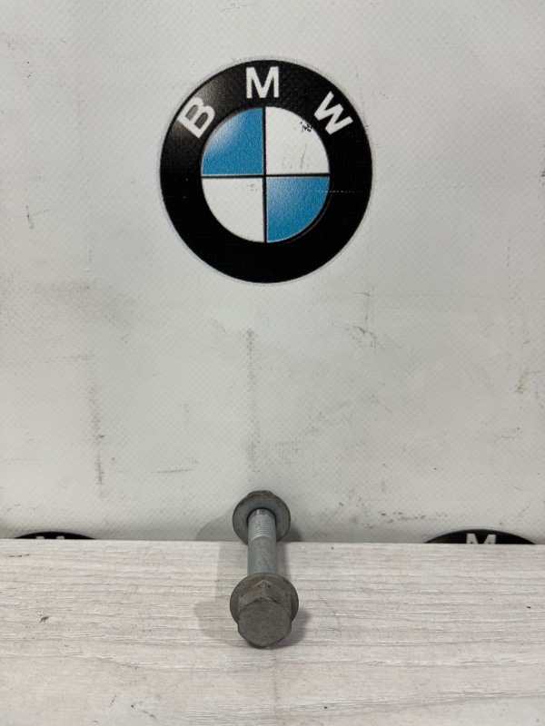 Болт подвески задний 320i 2012 F30 N20B20B
