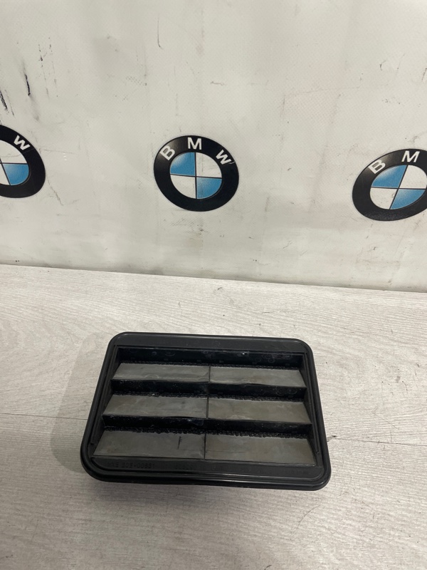 Клапан вентиляции салона BMW 320i 2012 F30 N20B20B 64229176945 контрактная