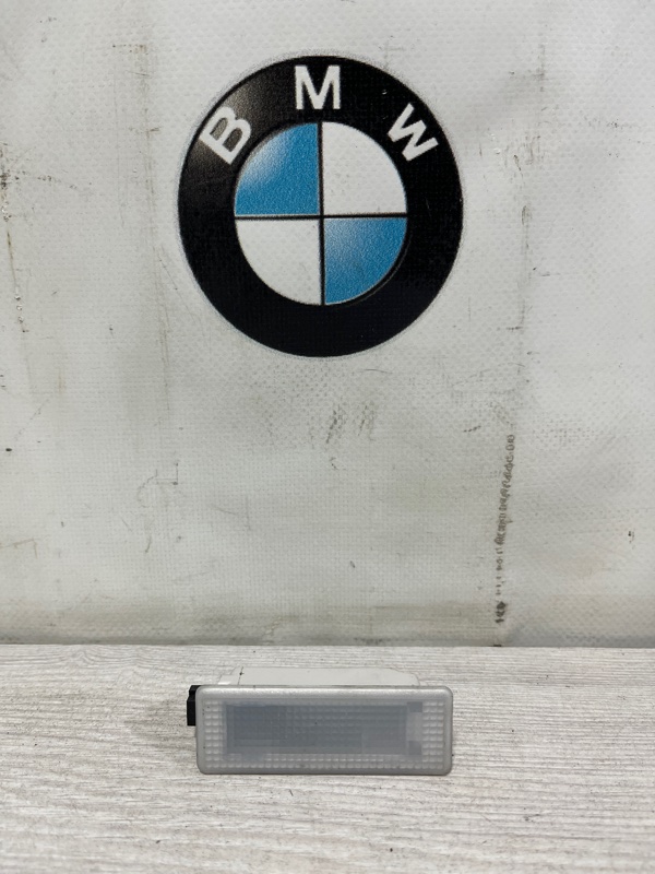 Плафон подсветки салона BMW X5 3.0sd 2008 E70 M57D30(306D5) 63316972605 контрактная