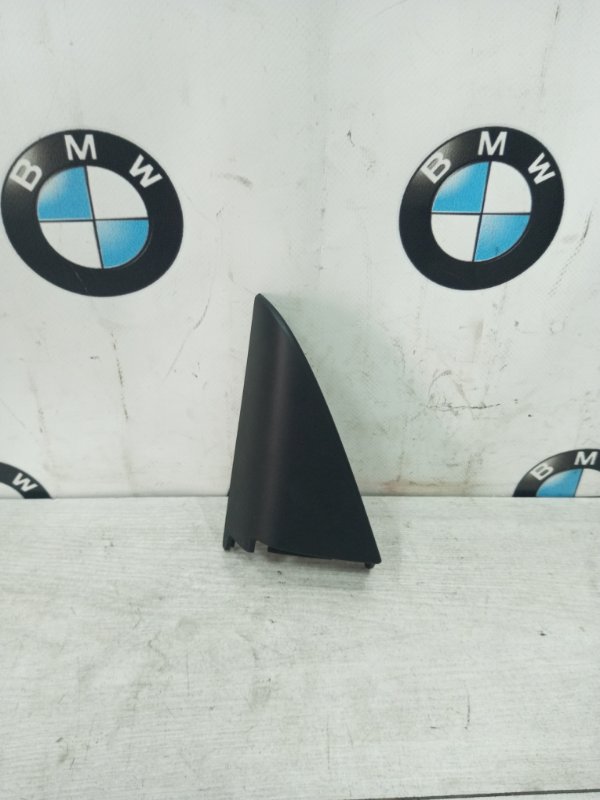 Накладка в салоне левая BMW 330d 2008 E92 M57D30(306D3) 51337162519 контрактная