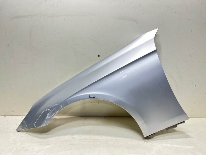 Крыло переднее левое MERCEDES-BENZ CLS 2004-2010 W219 A2198800718 Б/У