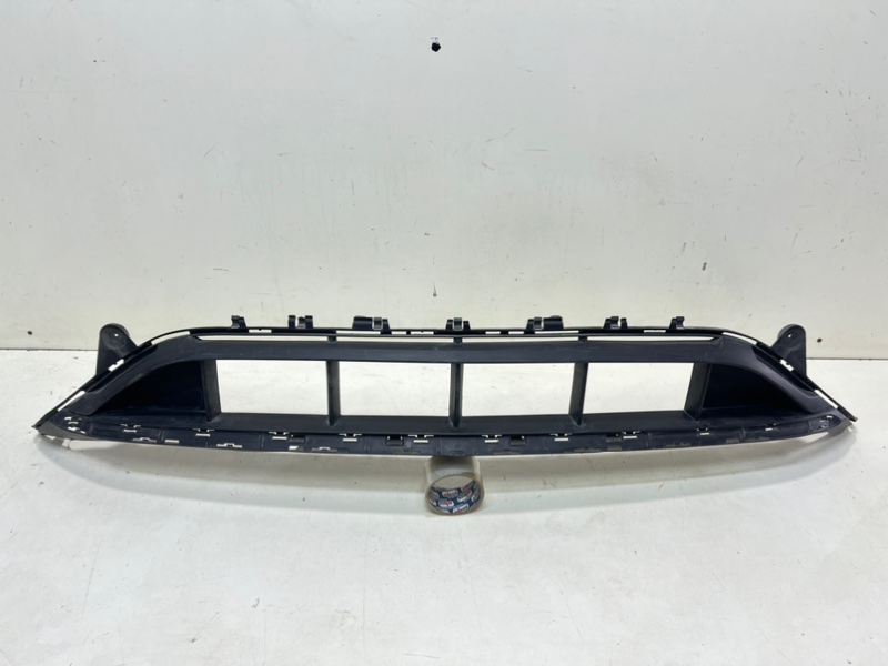 Решетка бампера передняя MERCEDES-BENZ E 2020- 213 A2138858804 Б/У