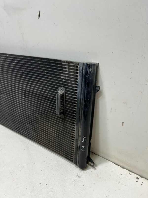 Радиатор кондиционера передний Touareg 2002 1