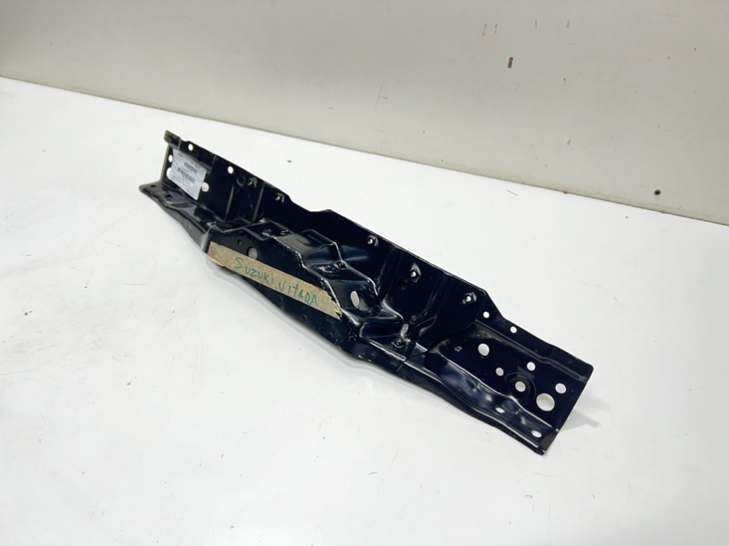 Накладка на рамку радиатора передняя SUZUKI GRAND VITARA 2