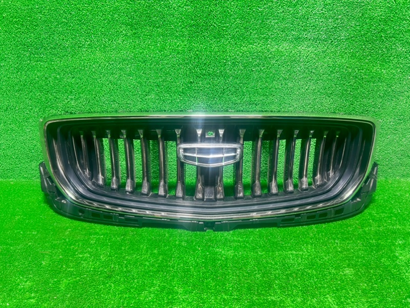 Решетка радиатора передняя Geely Monjaro 2022- KX11 6013053200 Б/У