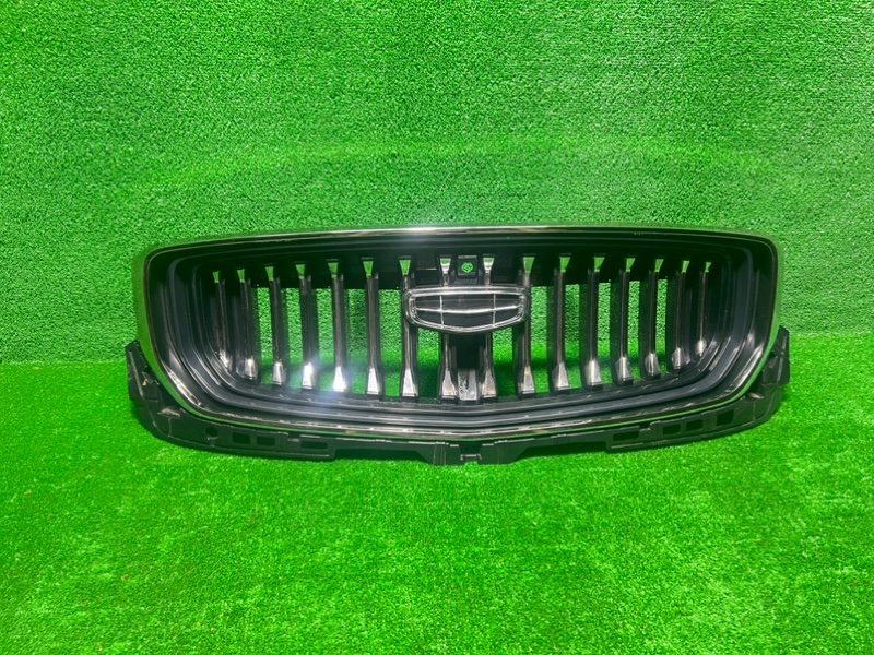 Запчасть решетка радиатора передняя Geely Monjaro 2022- KX11 6013053200 Б/У Решетка радиатора передняя Geely Monjaro 2022- KX11 6013053200 Б/У