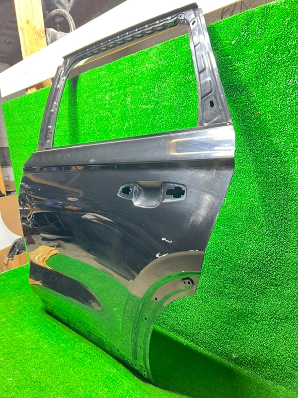 Дверь боковая задняя левая Geely Monjaro KX11